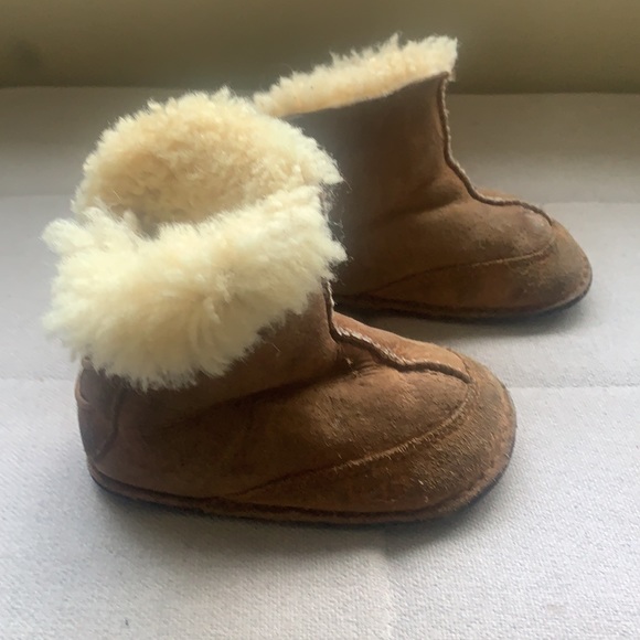 Baby UGG Boots Size Med Style 5206 Brown Winter Warm Insulated Shearling - Picture 5 of 13